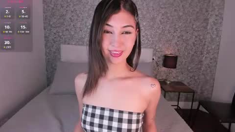 honey_sweet777 online show from 06/15/26, 07:16