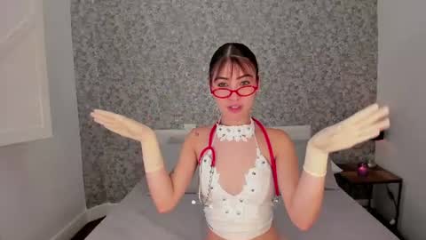 honey_sweet777 online show from 07/28/26, 08:52