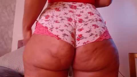 Honey-Sweett online show from 07/03/26, 03:18