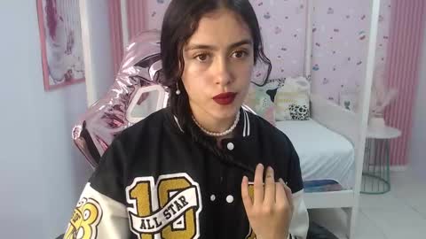 HONEY  online show from 12/14/24, 01:05