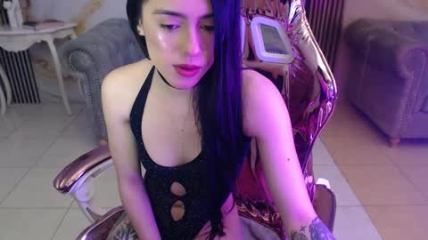HONEY  online show from 12/19/25, 03:57