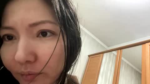 honey_yuzu online show from 01/06/26, 07:34