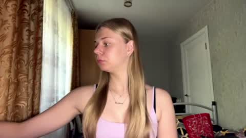 Klara online show from 06/23/26, 10:13