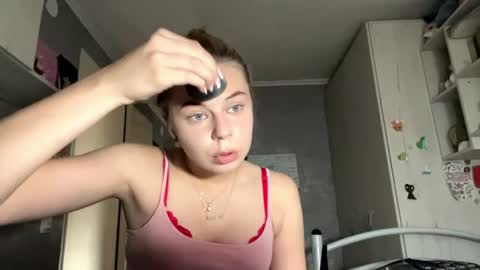 Klara online show from 07/14/26, 09:14