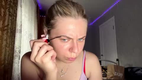 Klara online show from 07/24/26, 09:07