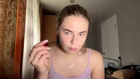 Klara online show from 07/25/26, 10:13