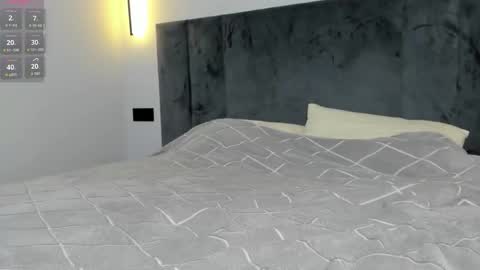 Snapshot of honeybae3 chatting on 09/27/25, 04:01 Kira Instagram asaphoney Fansly asaphoney online show from 09/27/25, 04:01