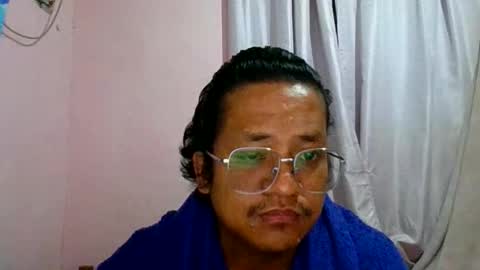 Snapshot of honeybee_xq chatting on 05/31/26, 02:24 Honeybee online show from 05/31/26, 02:24