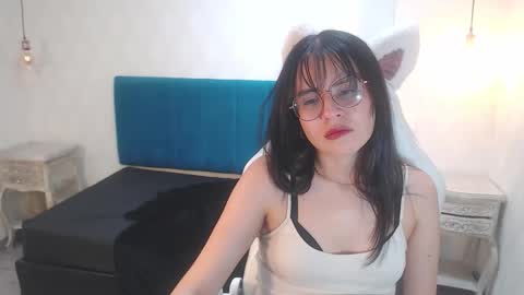Emily online show from 01/08/26, 03:14