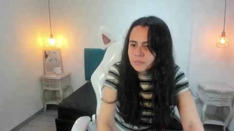 Emily online show from 06/03/26, 02:33