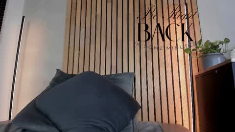 Sofia independent model online show from 10/09/25, 11:19