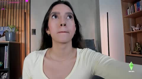 Sofia independent model online show from 11/05/25, 11:32