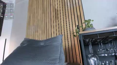 Sofia independent model online show from 06/15/26, 10:50