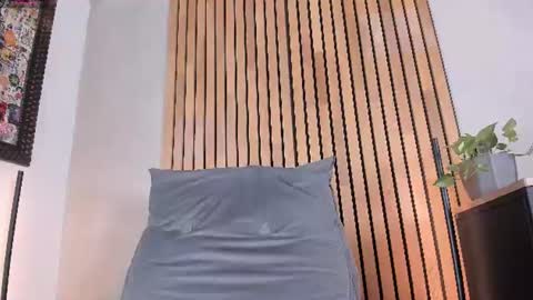 Sofia independent model online show from 07/26/26, 10:44