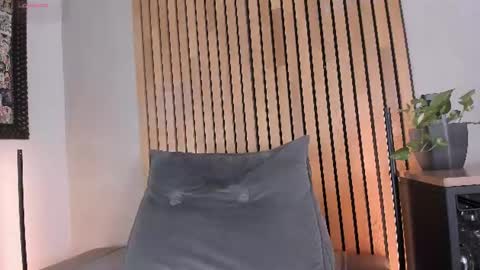 Sofia independent model online show from 07/29/26, 10:13