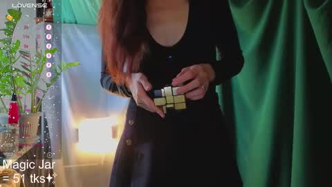 Molly  online show from 10/05/25, 05:17