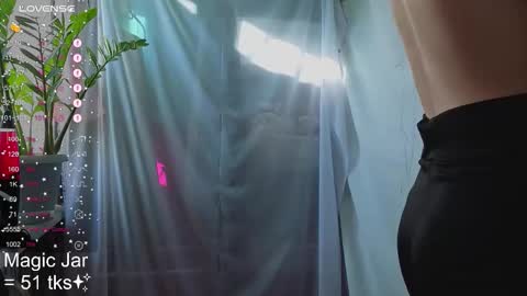 Molly  online show from 10/06/25, 05:05