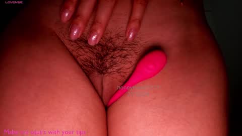 Snapshot of honeymoon1212 chatting on 12/28/24, 12:47 Mila K online show from 12/28/24, 12:47