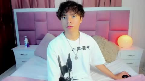 honeymoon_sariel online show from 05/20/26, 02:01