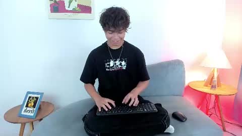 honeymoon_sariel online show from 06/12/26, 01:43