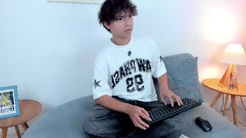 honeymoon_sariel online show from 06/18/26, 01:59