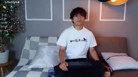 honeymoon_sariel online show from 07/10/26, 12:41