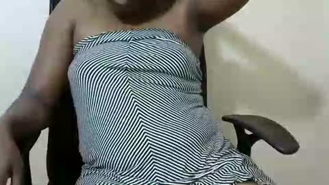 Snapshot of honeymuny chatting on 10/26/25, 09:31 Honeymuny online show from 10/26/25, 09:31