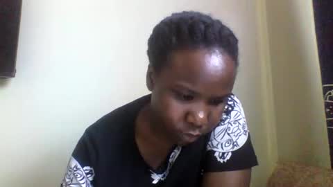 Snapshot of honeymuny chatting on 11/03/25, 12:28 Honeymuny online show from 11/03/25, 12:28