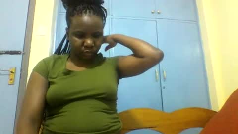 Snapshot of honeymuny chatting on 11/30/25, 08:02 Honeymuny online show from 11/30/25, 08:02