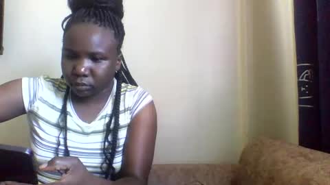 Snapshot of honeymuny chatting on 12/01/25, 08:08 Honeymuny online show from 12/01/25, 08:08