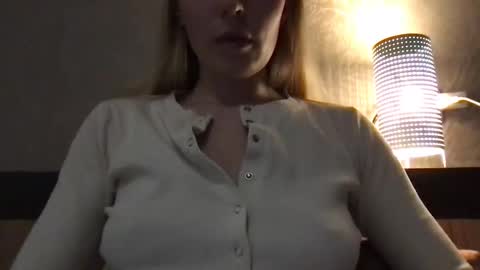 honeynymph online show from 02/10/25, 05:09