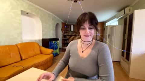 Snapshot of honeyrose333 chatting on 11/03/25, 08:15 Vita online show from 11/03/25, 08:15