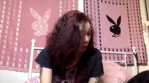 Snapshot of honeyruby chatting on 03/02/26, 03:08 Ruby Sparks online show from 03/02/26, 03:08