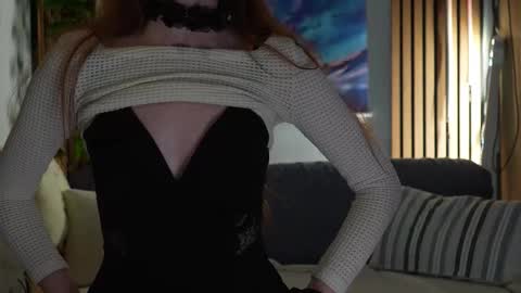 Noelle online show from 10/12/25, 02:21