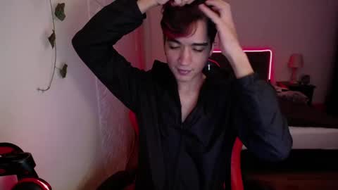Esteban online show from 09/09/25, 04:34