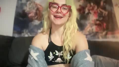 Emi Rose online show from 10/21/25, 03:18