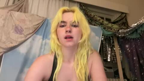 Emi Rose online show from 06/24/26, 05:28
