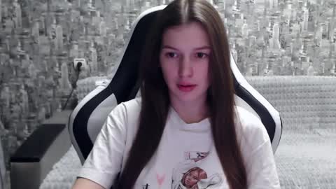 Nancy online show from 12/07/24, 12:35