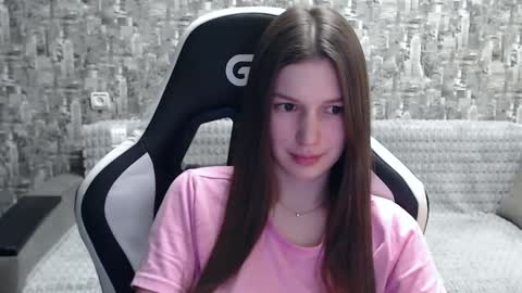 Nancy online show from 12/23/24, 05:54