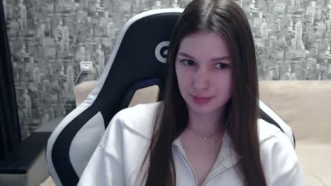 Nancy online show from 01/15/25, 11:21