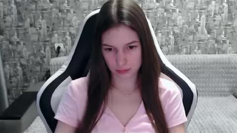 Nancy online show from 02/11/25, 11:43