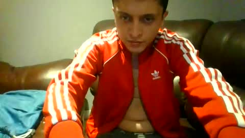 honny01 online show from 09/17/25, 07:54