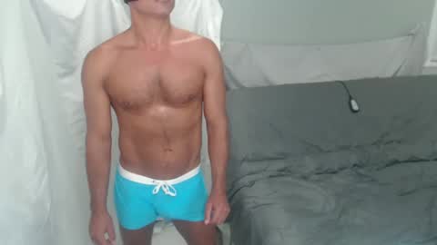 Snapshot of hooded_devil chatting on 09/20/25, 03:18 Hooded Devil online show from 09/20/25, 03:18