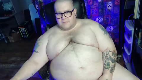 Snapshot of hoosierdaddyxl chatting on 11/05/25, 06:52 Sir online show from 11/05/25, 06:52