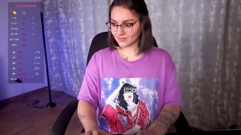 Karina online show from 12/03/25, 05:48
