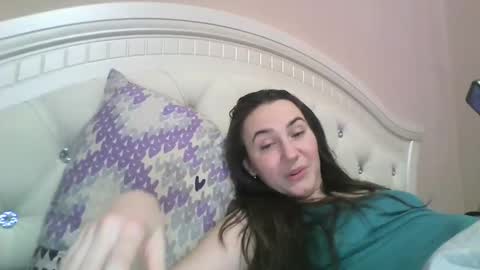 hootloove69 online show from 01/24/25, 07:39