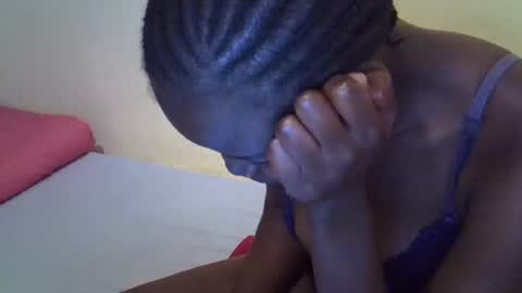 hope_terry online show from 02/05/25, 06:48