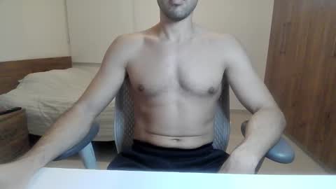 Snapshot of hornboy43 chatting on 11/23/25, 06:08 Oliver Saints online show from 11/23/25, 06:08