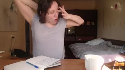 Snapshot of horndemonroxy chatting on 06/11/26, 02:59 Roxy online show from 06/11/26, 02:59