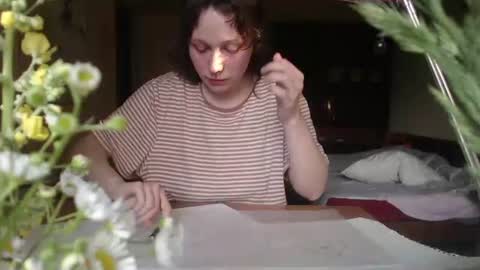 Roxy online show from 06/17/26, 04:08